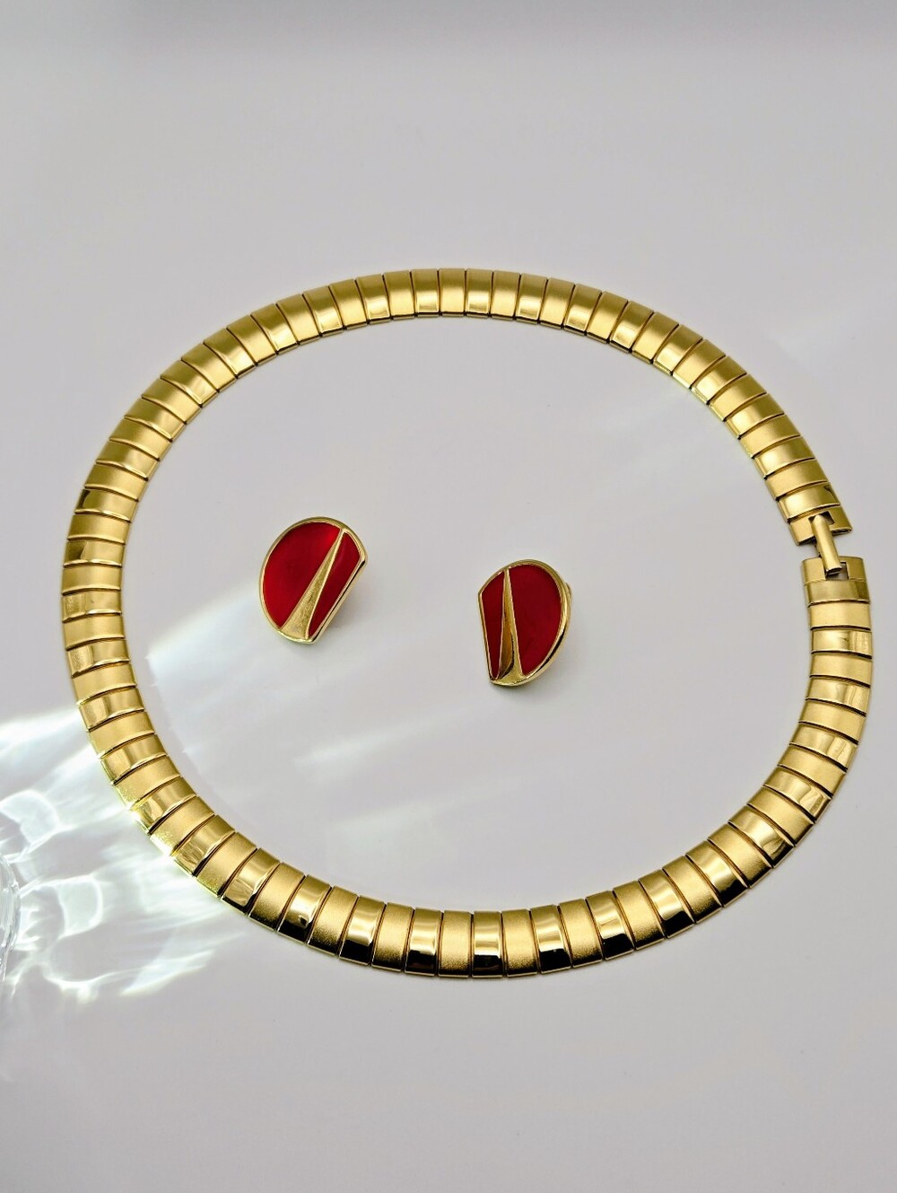 Monet Red Enamel Gold-Tone Geometric Earring/ Unbranded Collar Necklace  Set - Picture 11 of 13
